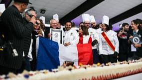 Remise du titre du record du monde du fraisier le plus long par le Guiness World Record à Argenteuil le 23 avril 2025