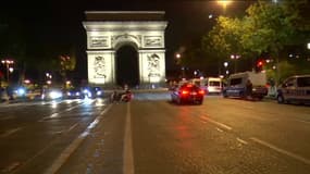 L'Arc de Triomphe, à Paris, dans la nuit du dimanche 2 au lundi 3 juillet 2023