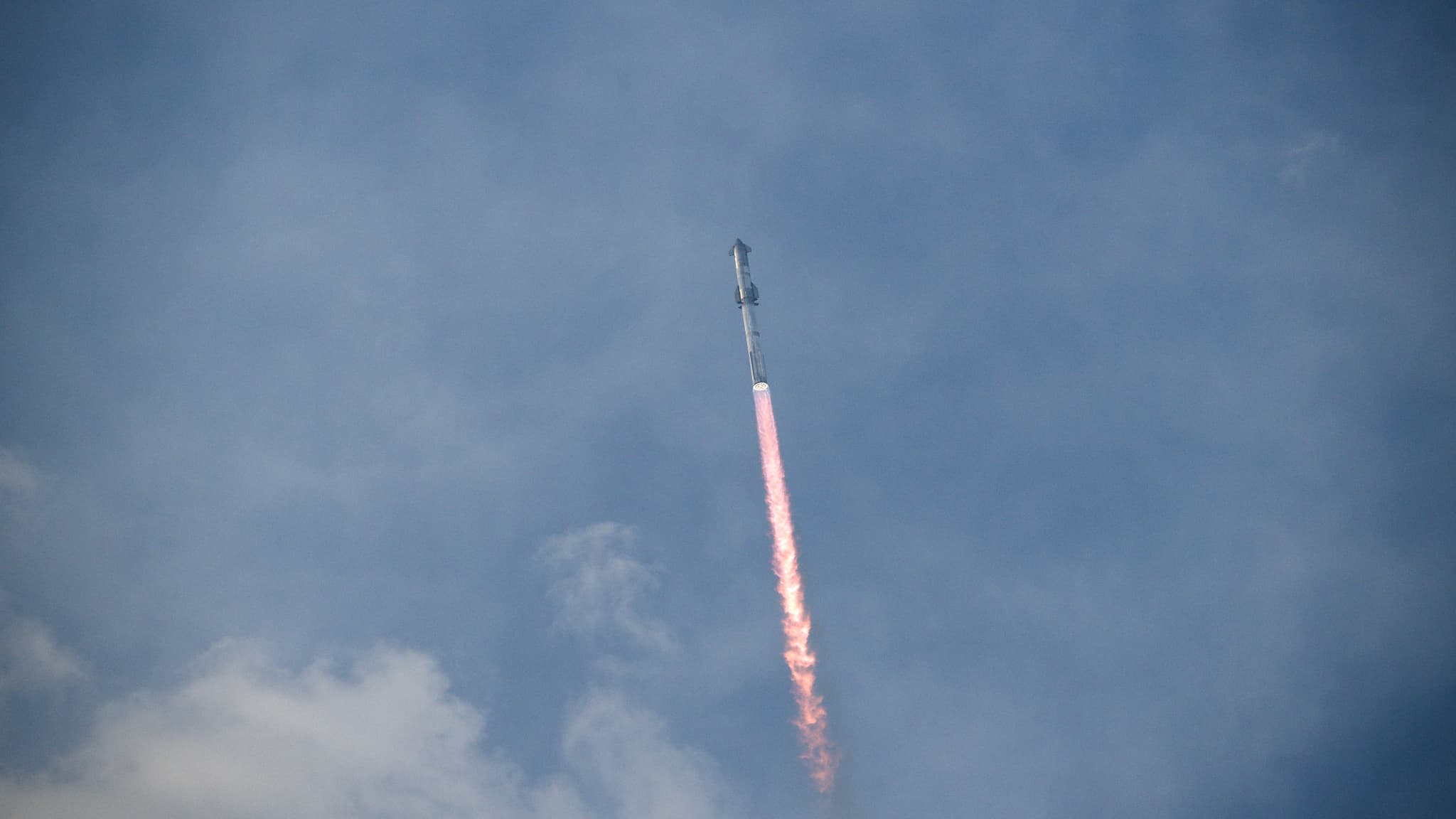 Le vaisseau spatial Starship de Space X décolle de la base Starbase à Boca Chica, au Texas, le 14 mars 2024. 