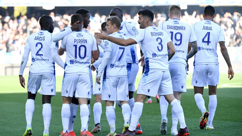 Quentin Bernard et ses coéquipiers de l'AJ Auxerre