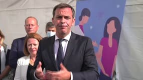 Dose de rappel: Olivier Véran assure que 200.000 rendez-vous ont été pris en "à peine 48 heures"