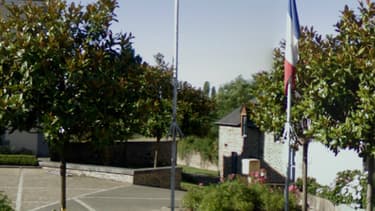 L'entrée de l'école de Meillac, en Ille-et-Vilaine.