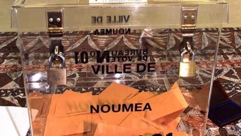 En 1998, plus de 72% de la population locale avait voté oui au référendum entérinant les accords de Nouméa