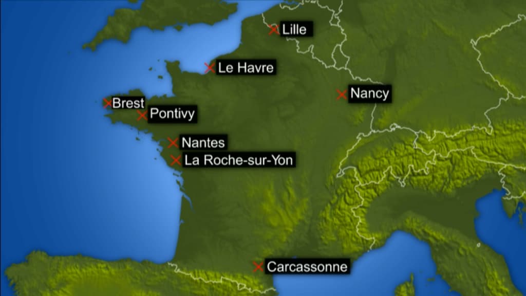 Plusieurs villes ont décidé d'annuler le feu d'artifice du 14-Juillet. Plusieurs villes ont décidé d'annuler le feu d'artifice du 14-Juillet.