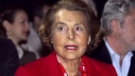 Une juge de Courbevoie a ordonné lundi le placement sous tutelle de l'héritière de L'Oréal Liliane Bettencourt. /Photo d'archives/REUTERS/Charles Platiau