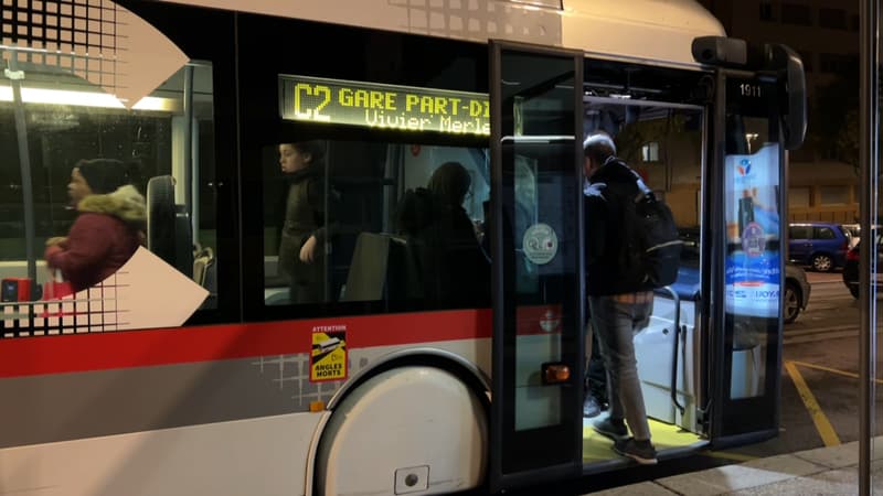 Rillieux-la-Pape: les riverains soulagés du retour des bus après 10 jours d'interruption en raison de violences urbaines