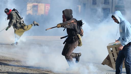 Des manifestants contre l'aéroport de Notre-Dame-des-Landes à Nantes ce samedi 22 février.