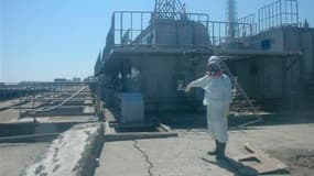 L'opérateur de la centrale nucléaire de Fukushima-Daiichi, au Japon, a fait part d'une fissure sur une structure en béton du réacteur n°2. Cette fissure pourrait être à l'origine des récentes radioactivités mesurées au large de la côte nord-est du Japon o