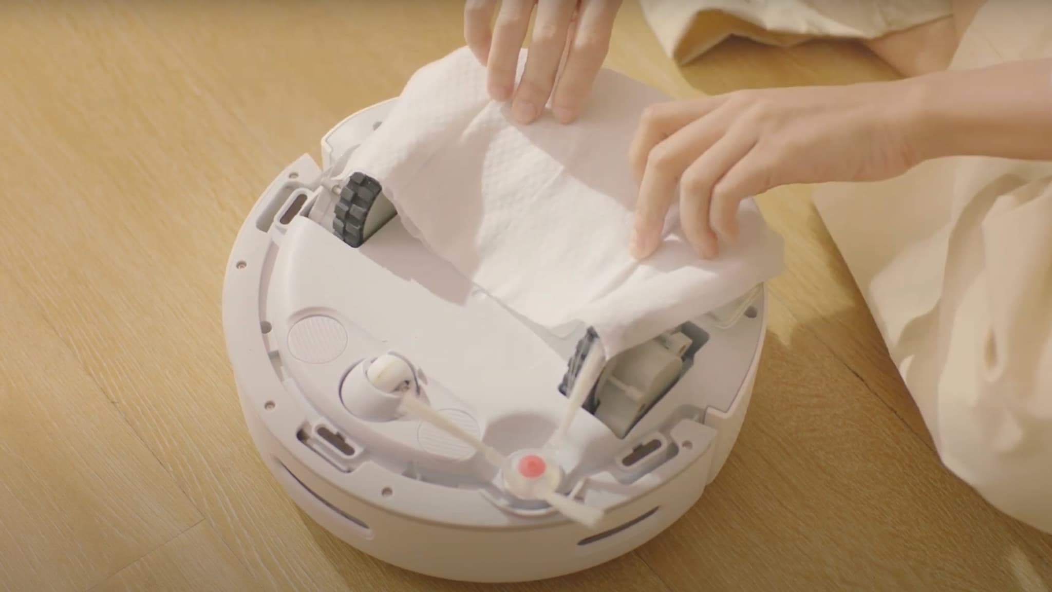 Le robot-aspirateur K10+ de SwitchBot
