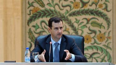 Le président Bachar al Assad a estimé mardi soir que la Syrie était en état de guerre et a ordonné à son nouveau gouvernement de tout faire pour parvenir à la victoire. Ce même jour, 115 personnes ont été tuées à travers le pays. /Photo prise le 26 juin 2