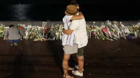 Emotion ce lundi soir à Nice lors de la marche silencieuse en hommage aux victimes de l'attentat