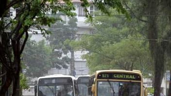 Des pluies torrentielles ont provoqué des inondations et des glissements de terrain qui ont fait au moins 79 morts à Rio de Janeiro (photo) et dans sa région, paralysant les transports et la vie commerciale. /Photo prise le 6 avril 2010/REUTERS/Sergio Mor