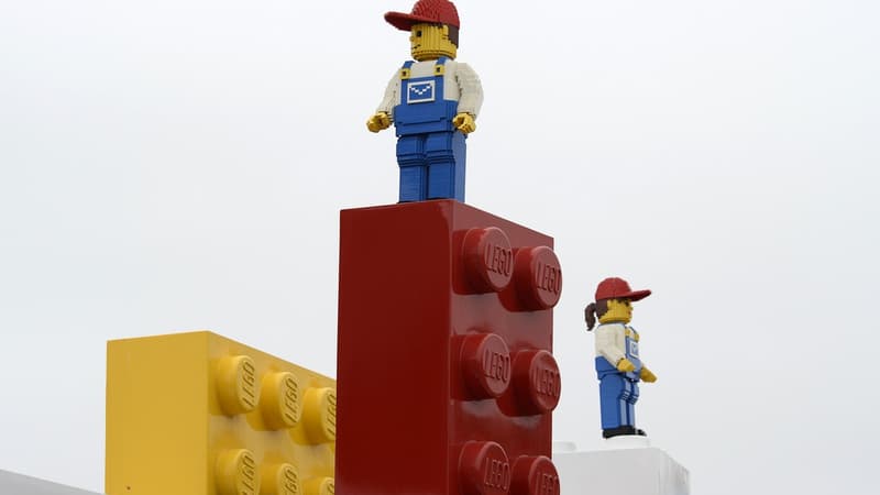 "2021 a été une année extraordinaire pour le Groupe Lego et nos collègues ont travaillé incroyablement dur", a relevé l'entreprise qui a prévu de verser en avril 2022 une prime supplémentaire