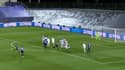 Le coup franc de Luis Muriel lors du match Real-Atalanta, le 16 mars 2021