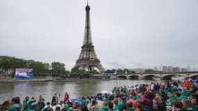 La Seine prête à accueillir la cérémonie d'ouverture des JO de Paris 2024