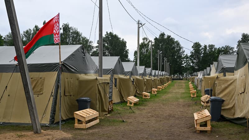 Des tentes où seraient logés des combattants de Wagner, selon Minsk, dans le village de Tsel, en Biélorussie, le 7 juillet 2023