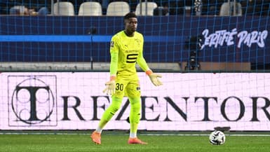 Brice Samba lors de Paris FC-Rennes, le 7 novembre 2025.