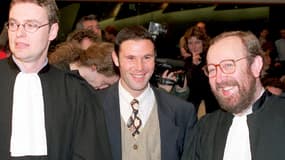 Jean-Marc Bosman (au centre)