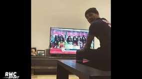 "Ici c'est Paris ! Allez le PSG !" : Dani Alves devient fou devant Monaco-PSG