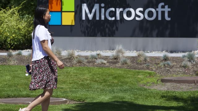 Un état des lieux fait par le groupe au 30 septembre 2016 montre une baisse de la part des femmes dans les effectifs de Microsoft, passée en un an de 26,8% à 25,8%.

