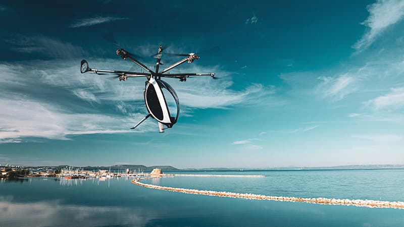100km/h, 3.000 mètres d'altitude, 200.000 euros pièce... C'est quoi ce AirScooter, le nouvel engin de Franky Zapata pour traverser la Manche (qui ne sera pas vendu en France)