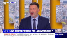 Macron prêt à déposer un projet de loi pour inscrire l'IVG dans la Constitution - 29/10