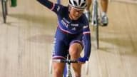 A 22 ans, la Française s'offre sa première médaille d'or mondiale.