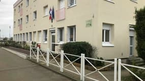 L'agression a eu lieu mardi devant le collège Albert-Thierry à Limay.