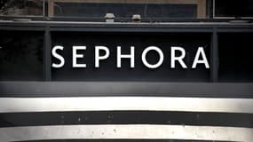 Illustration d'un magasin Sephora. Agression sexuelle dans un Sephora: "une vendeuse vaut moins qu'un rouge à lèvre", déplore une employée
