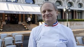 Le chef français Joël Robuchon en novembre 2012 à Monaco.