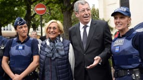 Patrick et Isabelle Balkany aux obsèques de la chanteuse Patachou le 7 mai 2015.