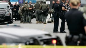 Un homme a abattu quatre personnes vendredi à Santa Monica, à l'ouest de Los Angeles, avant d'être tué par les policiers. Cinq autres personnes ont été blessées, dont l'une se trouve dans un état critique. /Photo prise le 7 juin 2013/REUTERS/Jonathan Alco