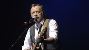 Renaud en concert à Paris en 2007.