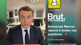 Emmanuel Macron répond aux questions des internautes sur Snapchat.