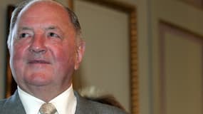 Début 2015, Albert Frère avait lâché les rênes de sa holding phare GBL, mais il en était resté président d'honneur.
