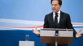 Le Premier ministre néerlandais Mark Rutte lors d'une conférence de presse, le 15 janvier 2021 à La Haye, aux Pays-Bas