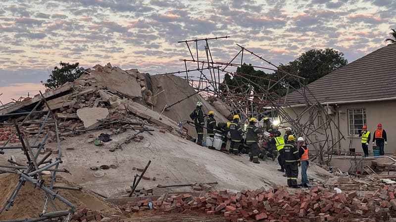 Afrique du Sud: sept morts et une quarantaine d'ouvriers toujours piégés sous un immeuble effondré