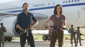 Daniel Brühl et Rosamund Pike dans "Otages à Entebbe", en salles le 2 mai 2018