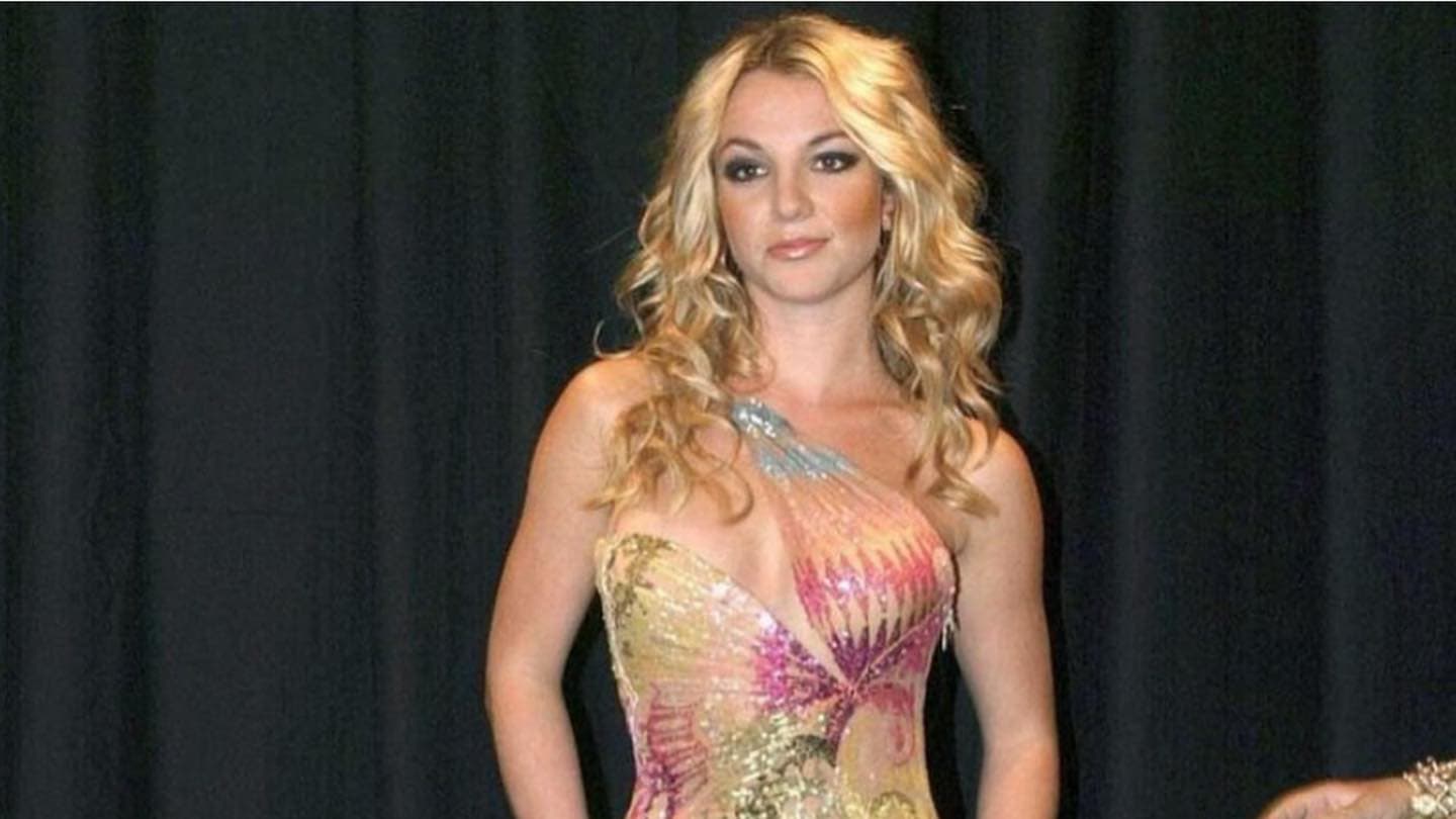 Britney Spears en Versace, 2002