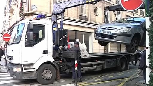 La voiture conduite par le directeur de la Comédie italienne, ce jeudi 26 décembre.