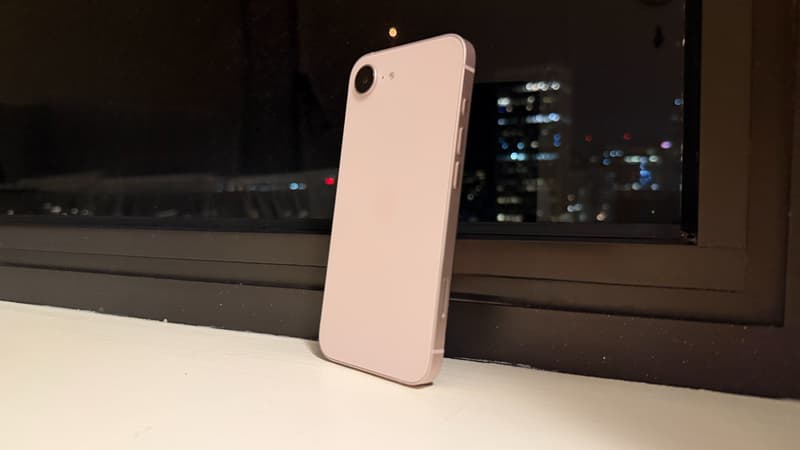 Test de l'iPhone 17e: l'entrée d'Apple s’améliore, devient plus attrayante, tant que la photo n’importe pas trop