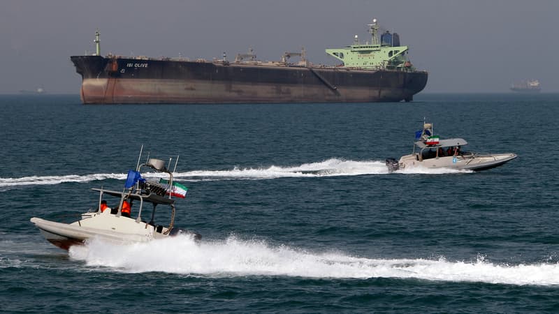 Samedi soir, une heure avant la levée officielle des sanctions internationales, 22 super-tankers partaient des ports iraniens pour exporter leur brut vers l'Europe et l'Inde.
