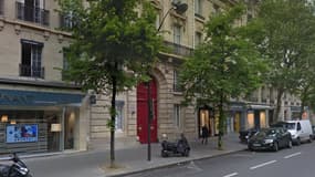 Deux individus se seraient présentés sur le palier d'un appartement cossu de l'avenue Victor-Hugo vers 23h30 lundi