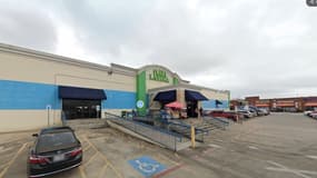 Un incendie s'est déclaré dans le centre commercial de Plaza Latina, dans le nord-ouest de Dallas