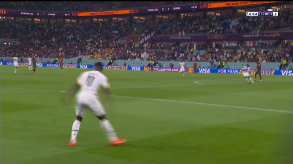 Portugal Ghana Bukari Reprend La Célébration De Ronaldo Sous Les Yeux De Cr7 7106