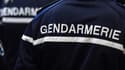 Les gendarmes intervenaient pour des troubles à l'ordre public quand ils ont été agressés par une femme d'une vingtaine d'années. (photo d'illustration)