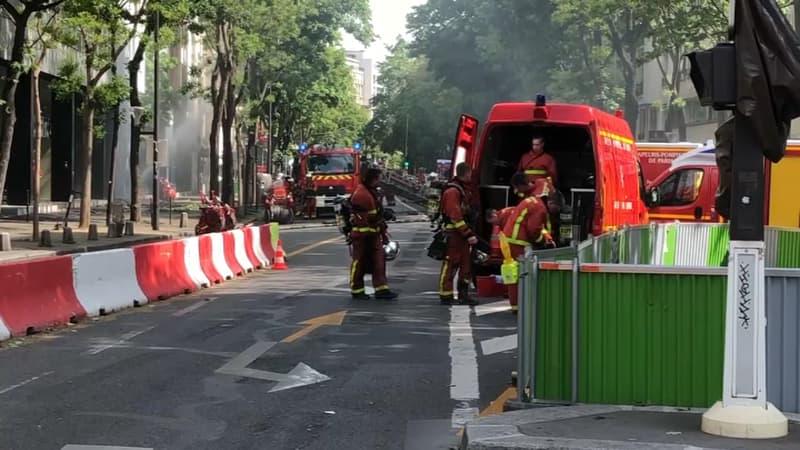 Les pompiers de Paris en intervention dans le 16e arrondissement ce lundi.