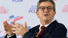 Jean-Luc Mélenchon lors d'une conférence de presse de voeux, le 14 janvier 2021 à Paris