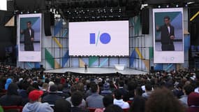 Lors de la conférence développeurs Google I/O, Sundar Pichai, patron de Google, a dévoilé Lens, une technologie de reconnaissance visuelle.