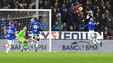 Cristiano Ronaldo sautant à 2,56 mètres de hauteur pour marquer un but contre la Sampdoria, le 18 décembre 2019
